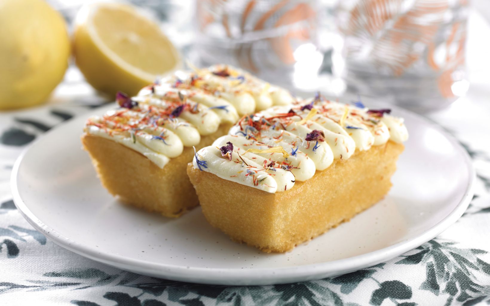 15977 Lemon Elderflower Mini Loaf